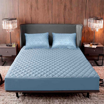 Protector Premium Antifluido + 2 Fundas de Regalo